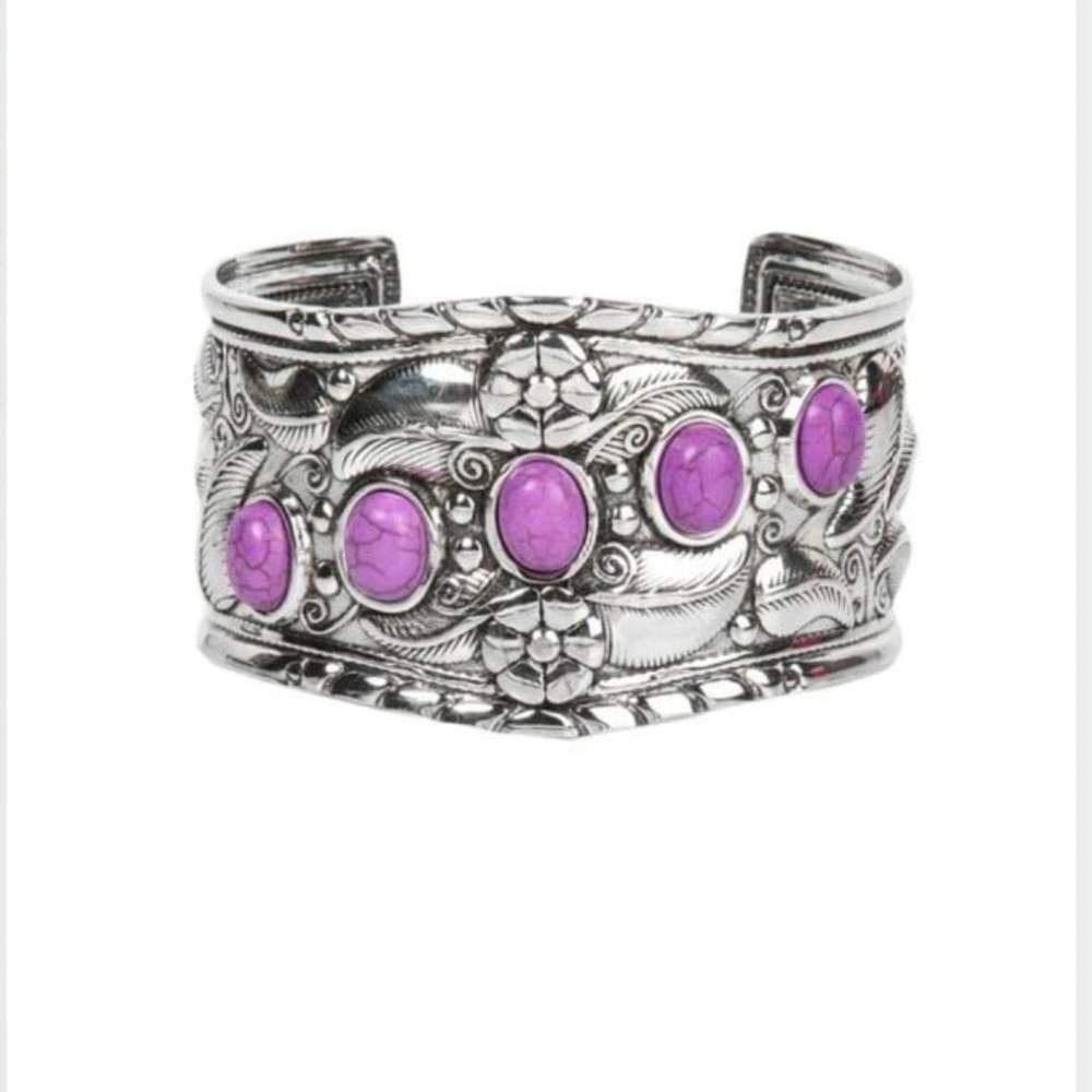 Paparazzi Silver Bracelet with Purple Stones Welcome To The Badlands Fashion